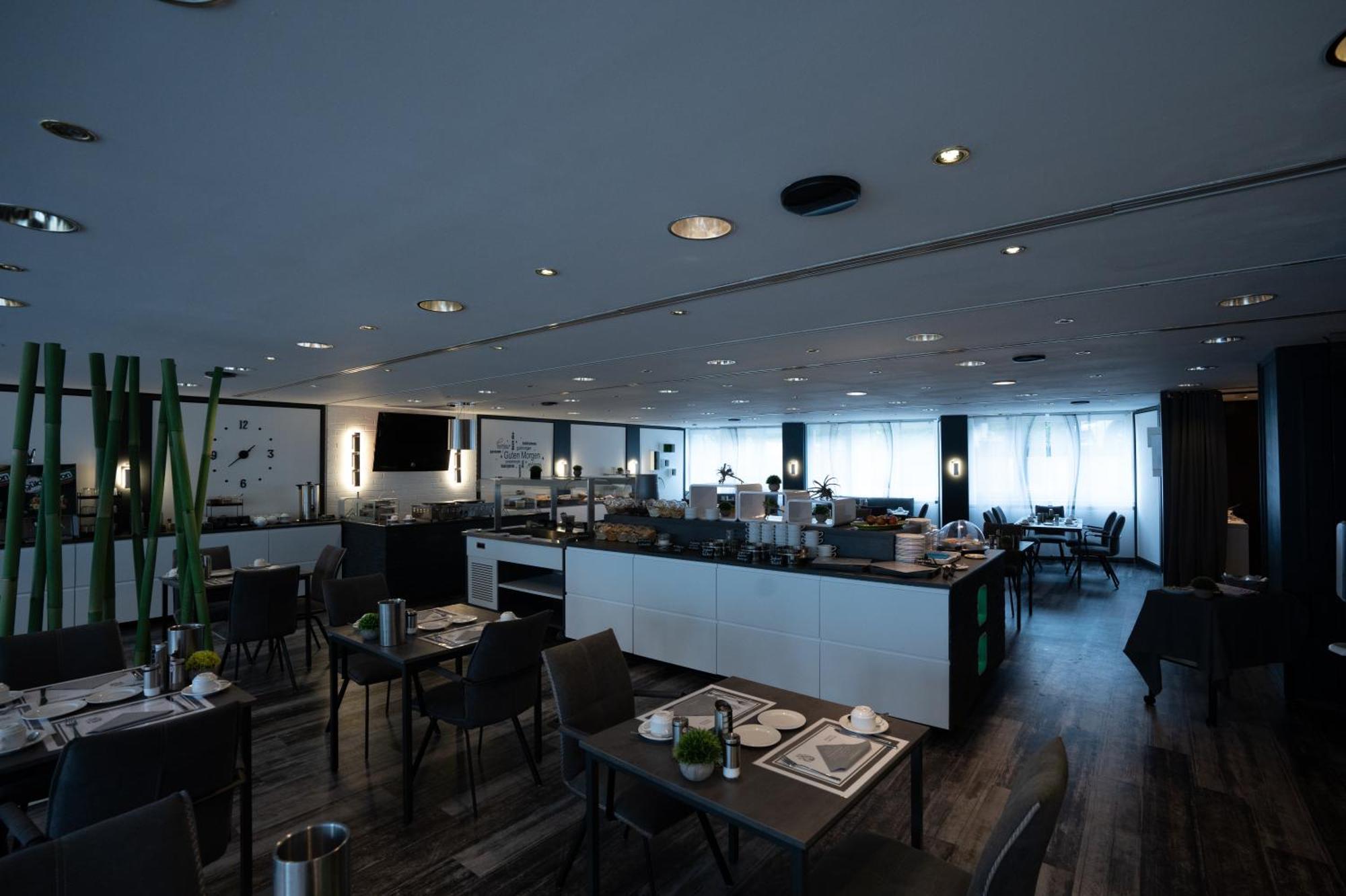 Hotel Grille Erlangen Bagian luar foto