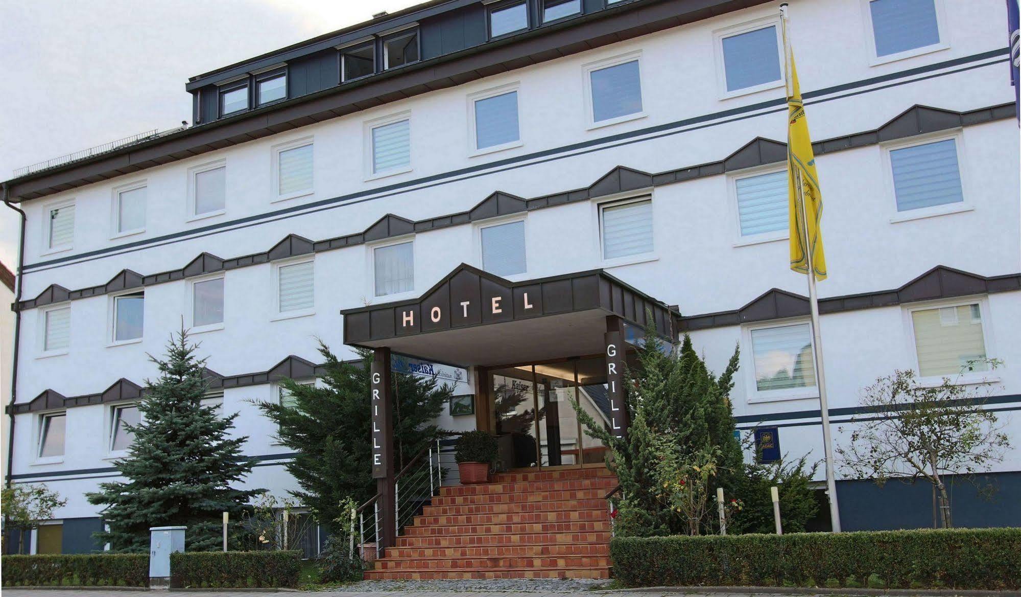 Hotel Grille Erlangen Bagian luar foto